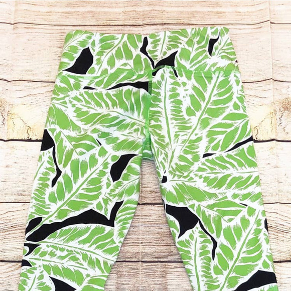 ALO green and white palm leaf leggings  Size S - Picture 9 of 9